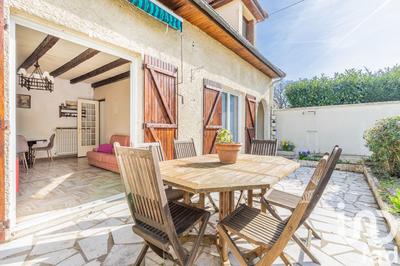 Maison - 115 m² - 4 pièces