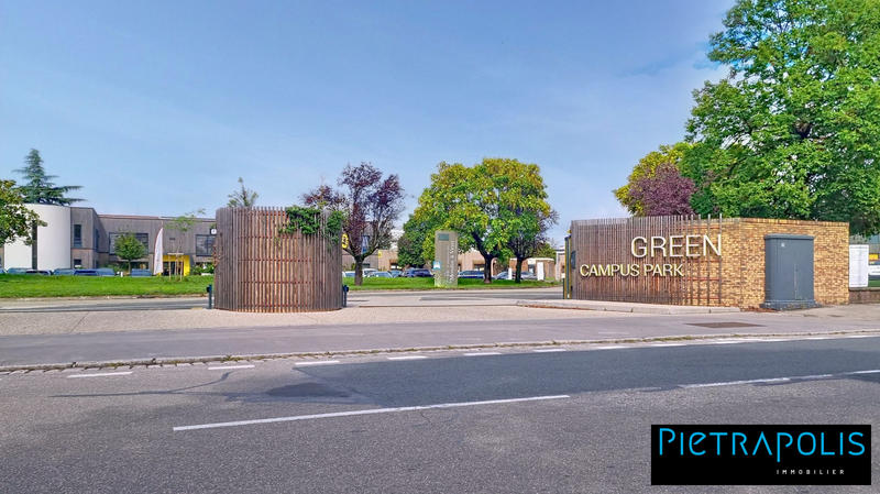 Fonds de commerce - Local d'activité / Entrepôt - 399 m²