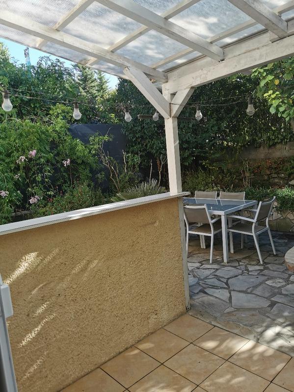 Villa - 100 m² - 6 pièces