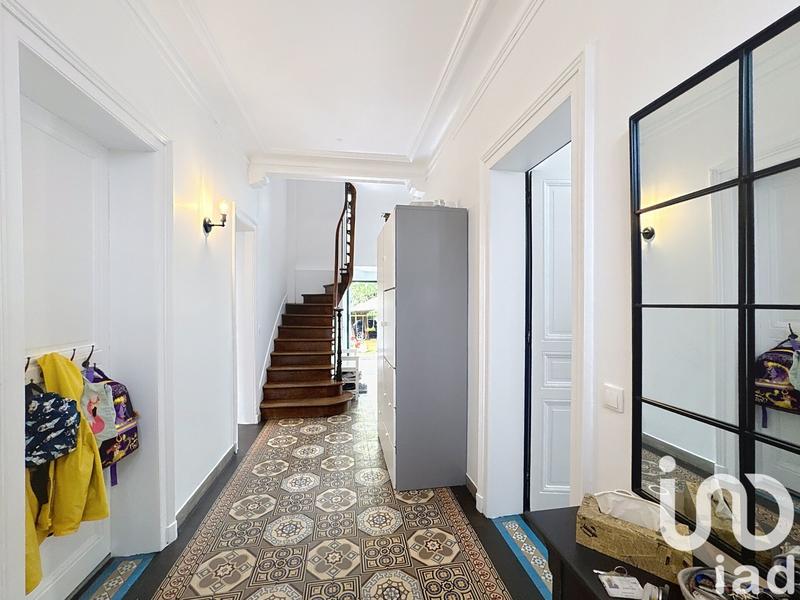 Maison de ville - 234 m² - 8 pièces