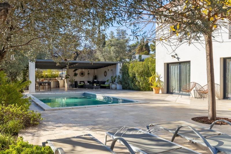 Maison - 160 m² - 6 pièces