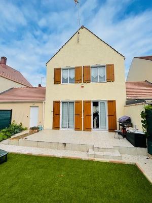 Maison - 85 m² - 6 pièces