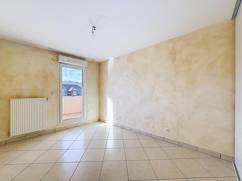 Appartement - 84 m² - 3 pièces