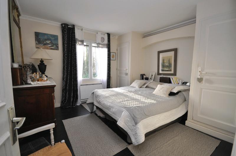 Maison - 226 m² - 9 pièces