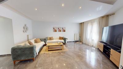 Maison - 150 m² - 5 pièces