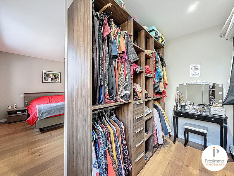 Maison - 166 m² - 4 pièces