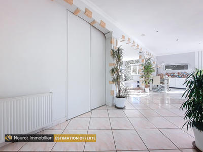 Maison - 160 m² - 7 pièces