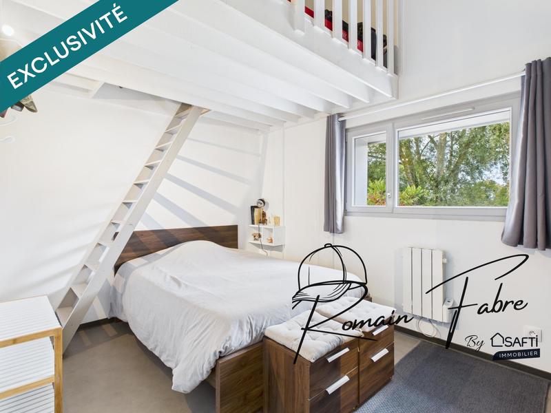 Villa - 980 m² - 34 pièces