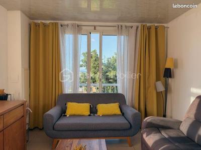 Maison - 104 m² - 4 pièces