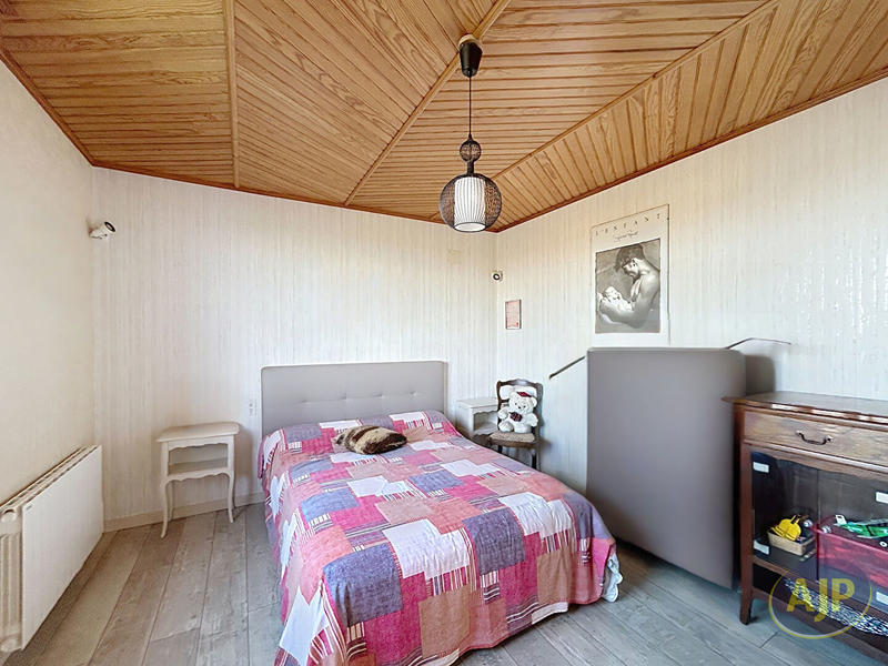 Maison - 130 m² - 5 pièces