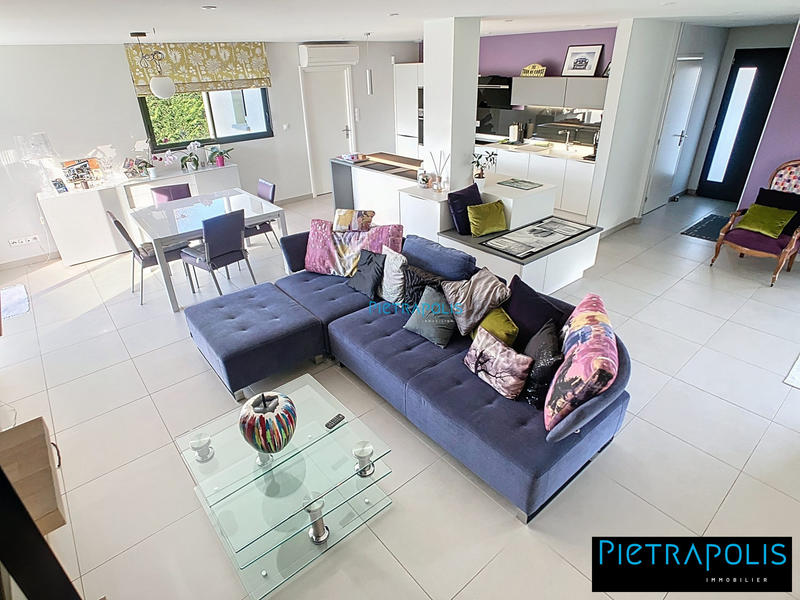 Maison - 145 m² - 6 pièces