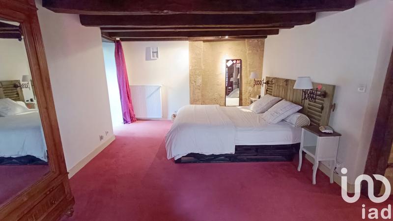 Maison - 188 m² - 9 pièces