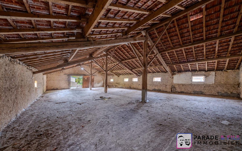 Ferme - 445 m² - 5 pièces