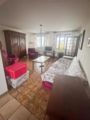 Maison - 100 m² - 7 pièces