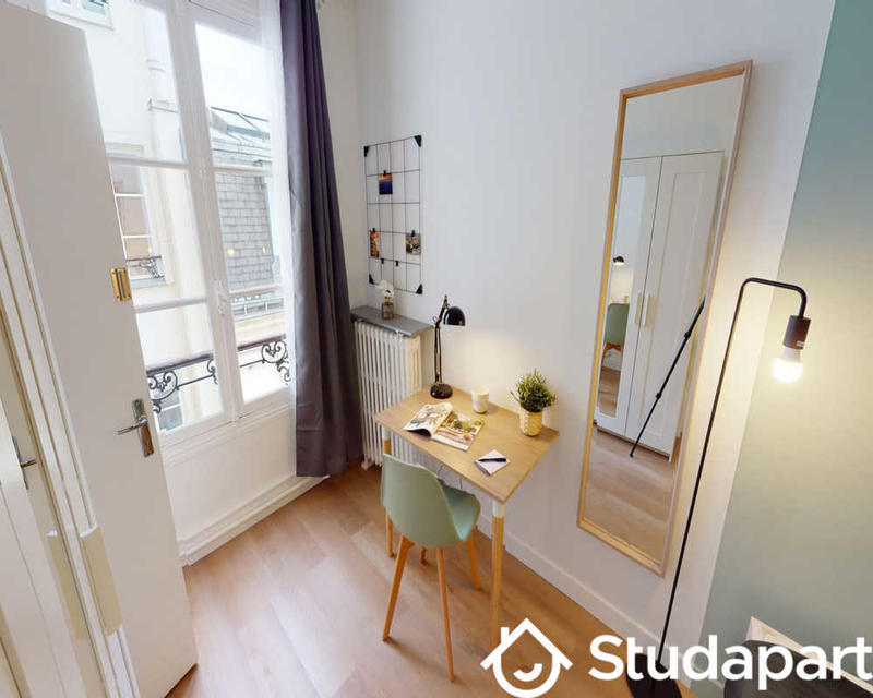 Chambre - 70 m² - 1 pièce