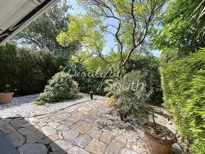 Maison - 200 m² - 6 pièces