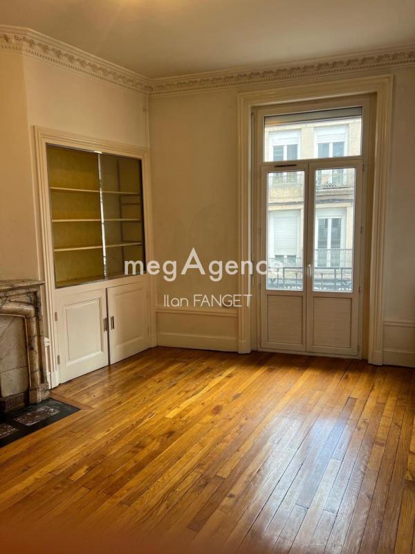 Appartement - 91 m² - 5 pièces