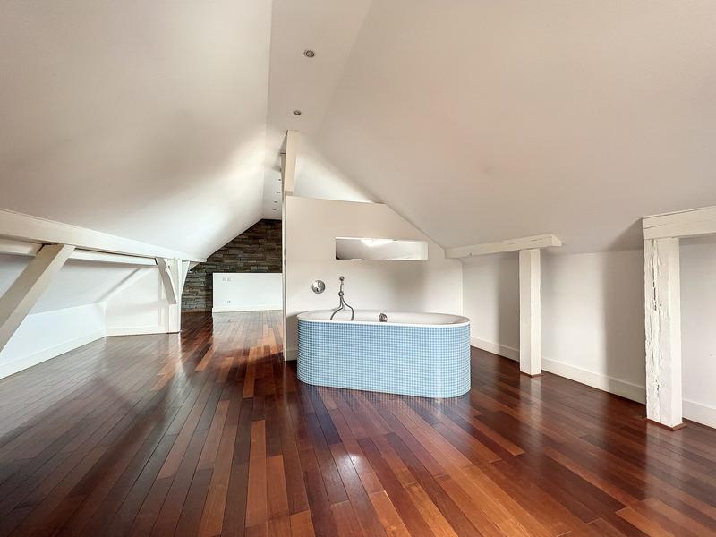 Appartement - 92 m² - 3 pièces