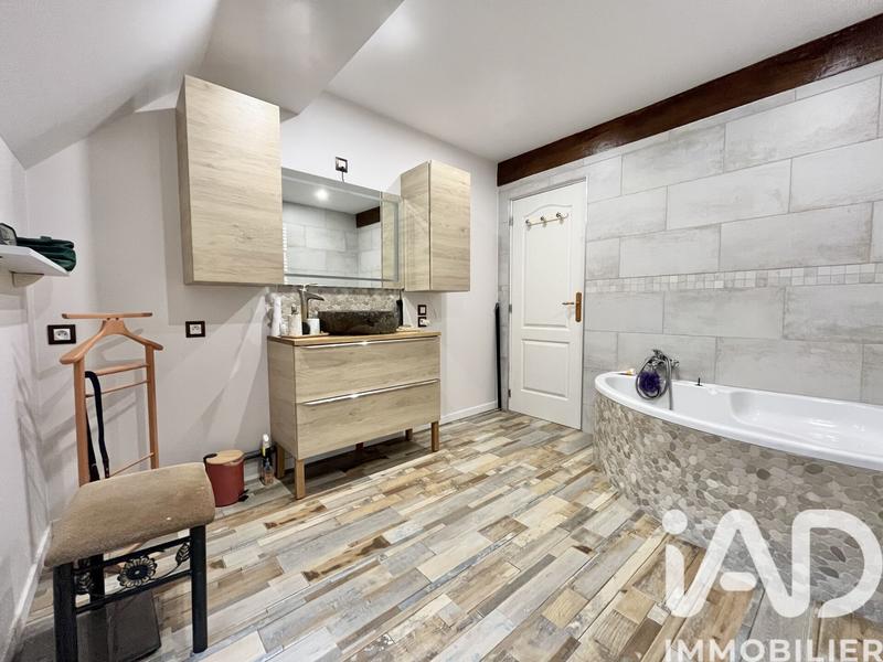 Maison - 125 m² - 4 pièces