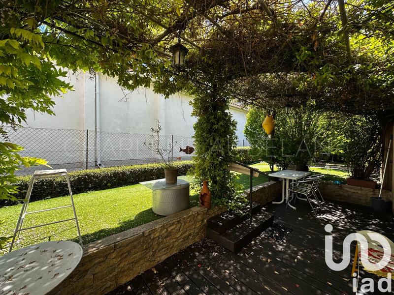 Maison - 161 m² - 6 pièces