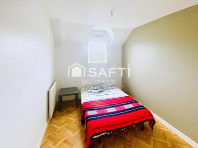 Maison - 93 m² - 5 pièces