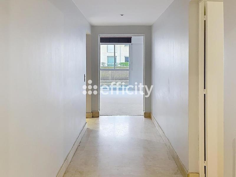 Appartement - 105 m² - 4 pièces