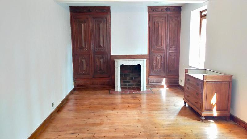 Maison - 239 m² - 10 pièces