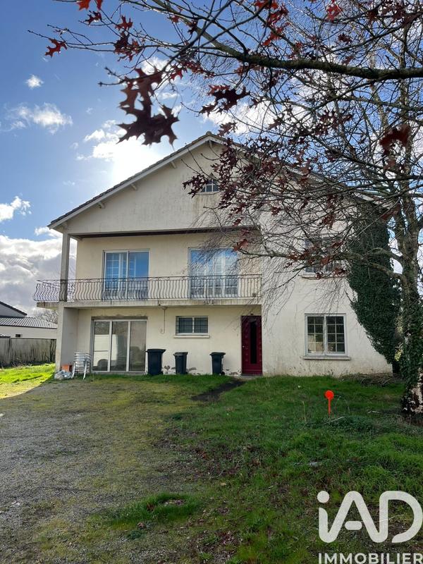 Maison - 184 m² - 9 pièces