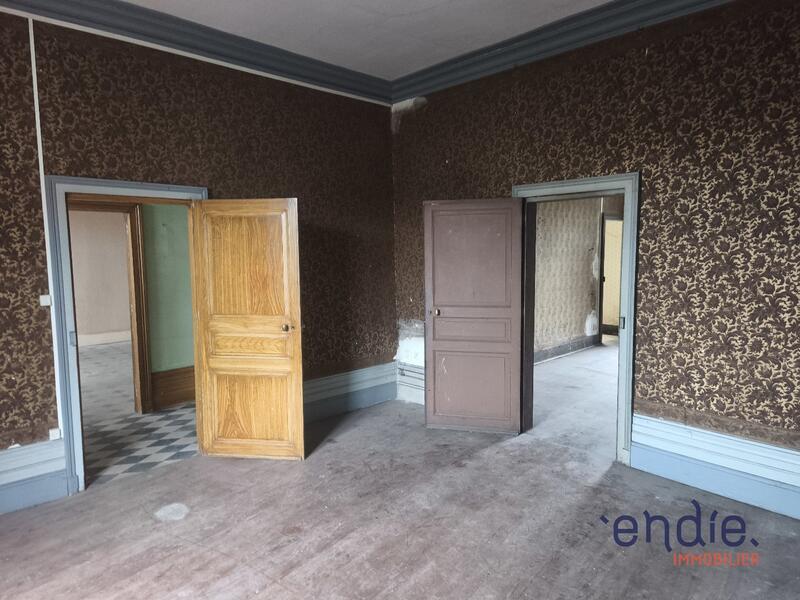 Maison - 193 m² - 7 pièces