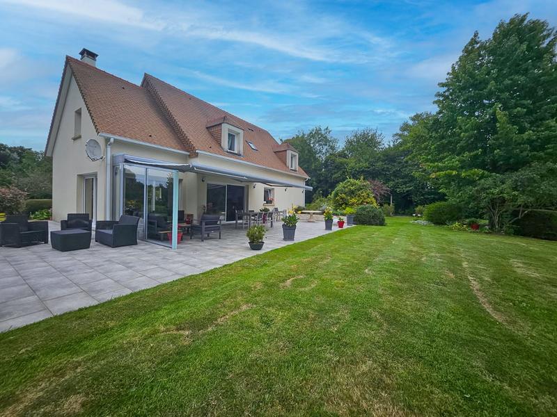 Maison contemporaine - 200 m² - 6 pièces