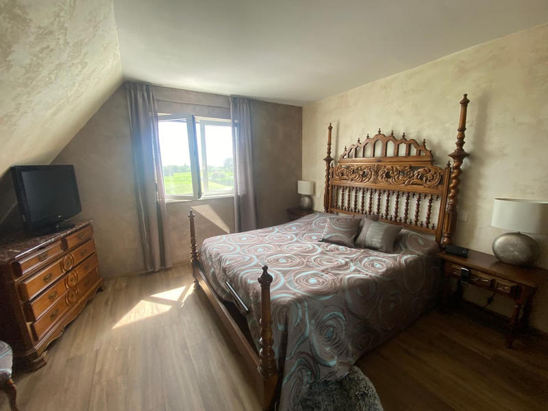 Maison - 137 m² - 5 pièces