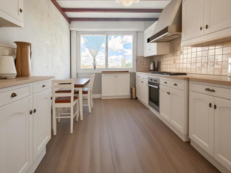 Appartement - 102 m² - 4 pièces