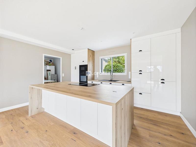 Maison - 144 m² - 6 pièces