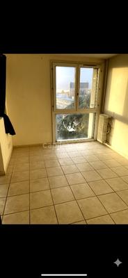 Appartement - 70 m² - 4 pièces