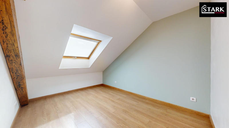 Appartement - 100 m² - 4 pièces