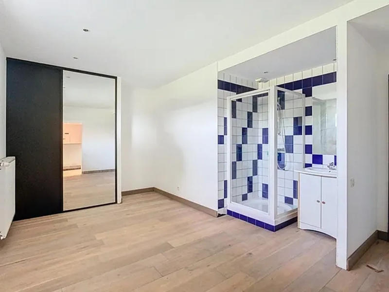 Maison - 285 m² - 7 pièces