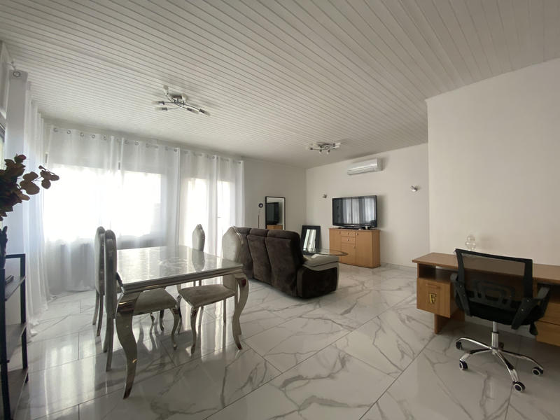 Maison - 179 m² - 7 pièces