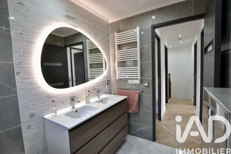 Maison - 90 m² - 6 pièces