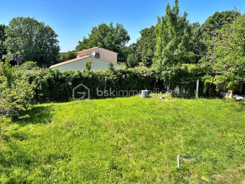 Maison - 240 m² - 9 pièces