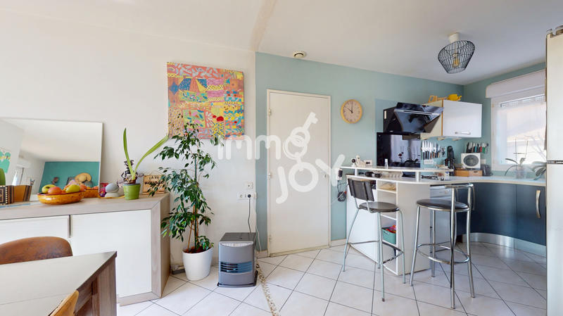 Maison - 84 m² - 5 pièces