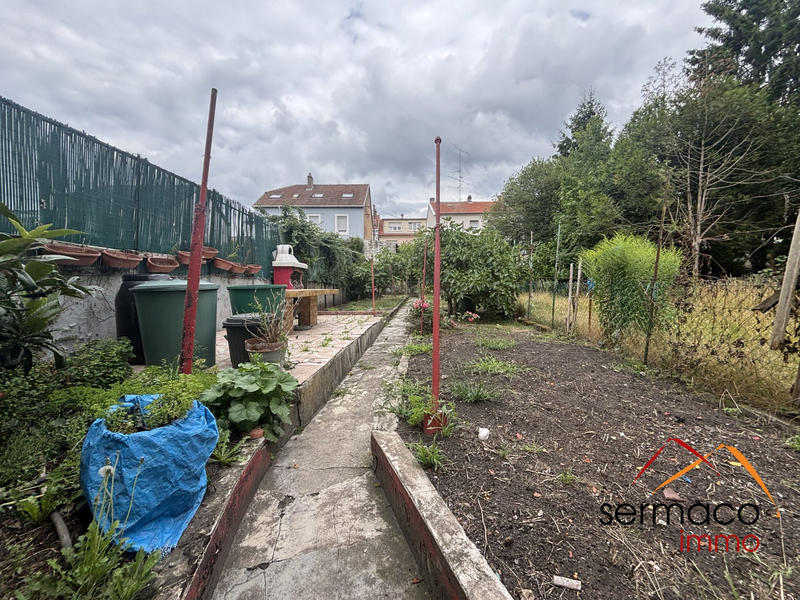 Maison - 194 m² - 9 pièces