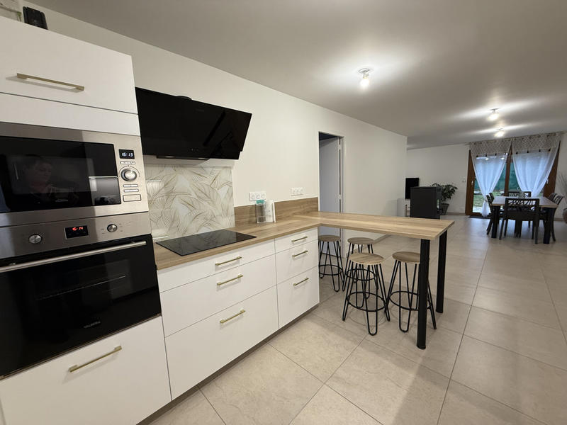 Maison - 103 m² - 5 pièces