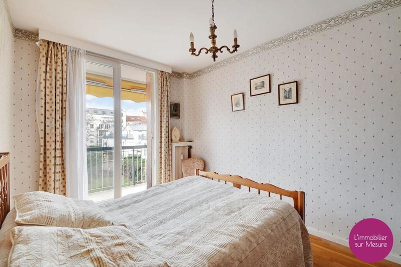 Appartement - 81 m² - 3 pièces