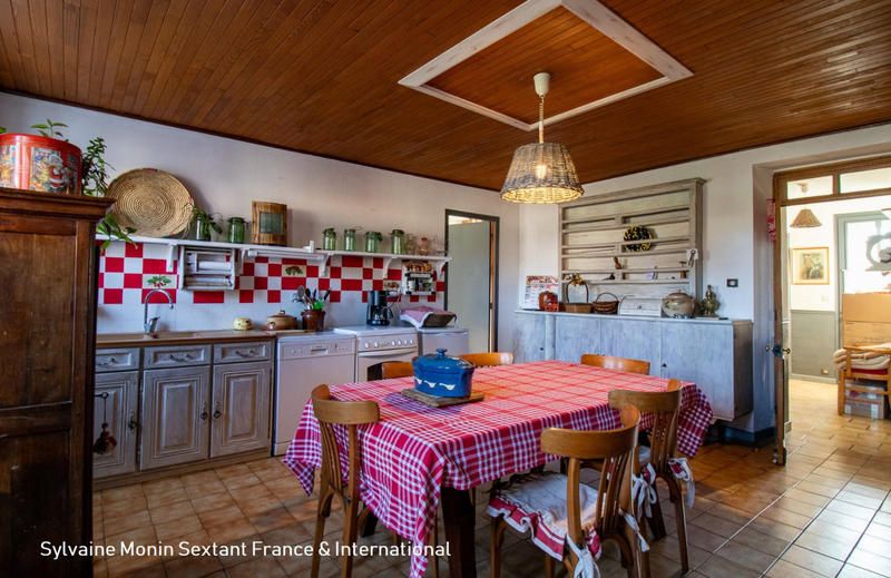 Maison - 100 m² - 4 pièces