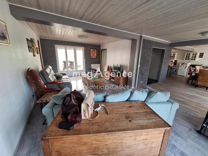 Maison - 174 m² - 6 pièces