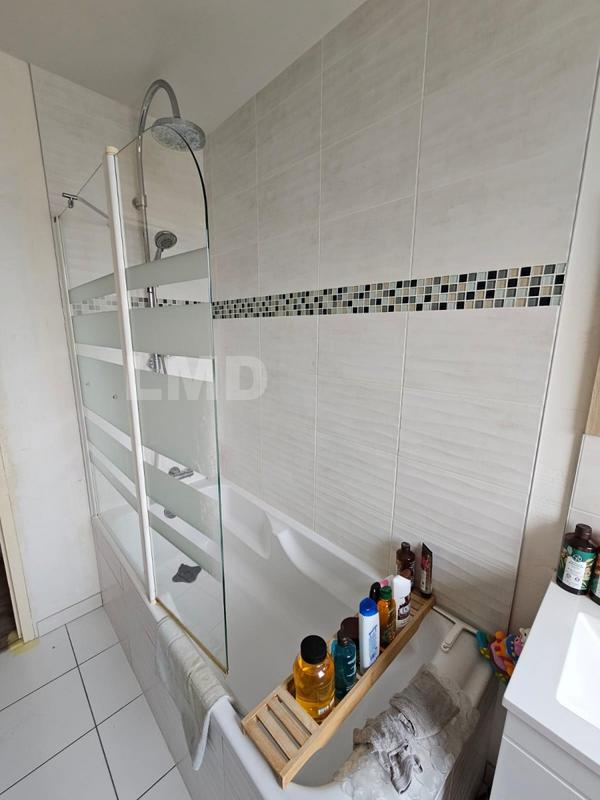 Maison traditionnelle - 115 m² - 6 pièces