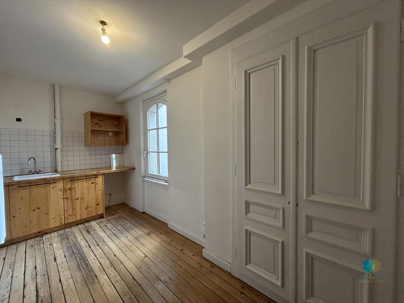 Bureau - 115 m² - 5 pièces