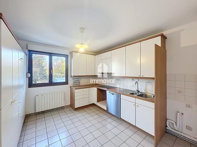 Appartement - 104 m² - 4 pièces