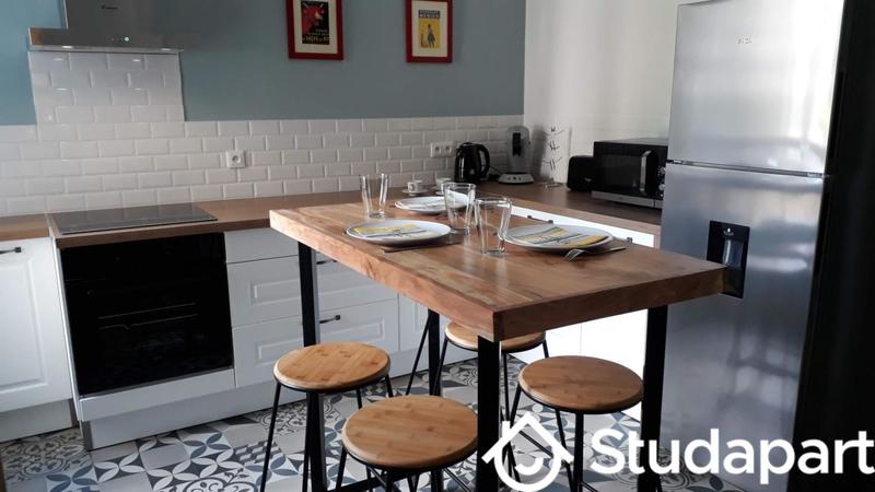 Chambre - 13 m² - 1 pièce