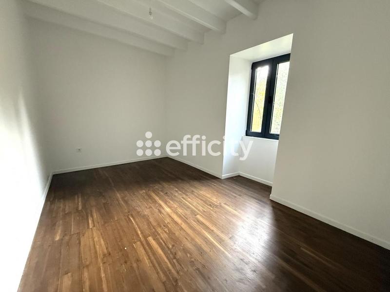 Maison - 170 m² - 6 pièces